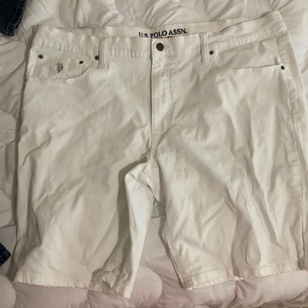 U.S. Polo Assn White Jeans Shorts Waist 42 Inseam 9 Inches